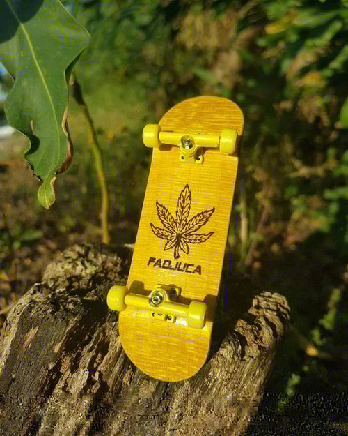 Basic Fingerboard - 4:20 blaze it GOLD